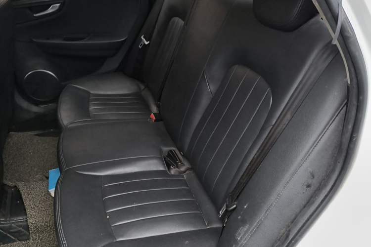 Used Bestune B50 2016 1.4T Automatic Luxury Model Left Rear Seat