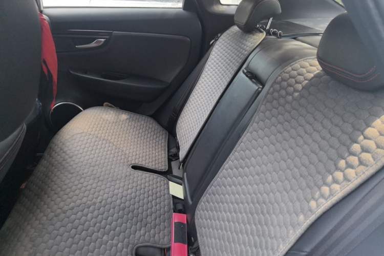 Used Bestune B50 2016 1.4T Automatic Sport Luxury Edition Left Rear Seat