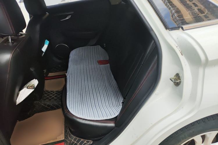Used Bestune B50 2016 1.6L automatic comfort version Left Rear Seat