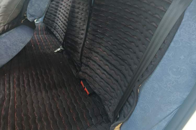 Used Bestune B50 2016 1.6L manual Comfort trim level Left Rear Seat