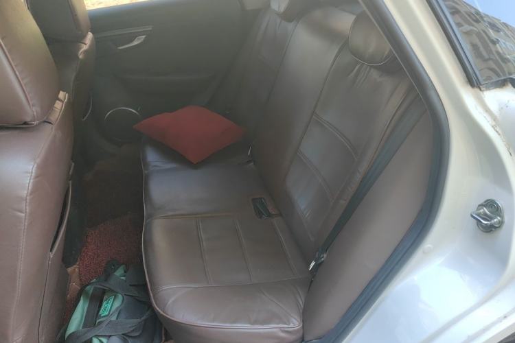 Used Bestune B50 2016 1.6L manual Comfort trim level Left Rear Seat