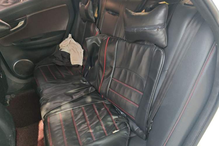 Used Bestune B50 2016 1.4T Automatic Sport Luxury Edition Left Rear Seat