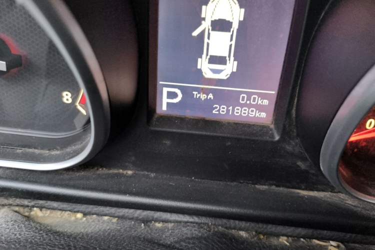 Used Bestune B50 2016 1.4T Automatic Luxury Model Odometer Close Up