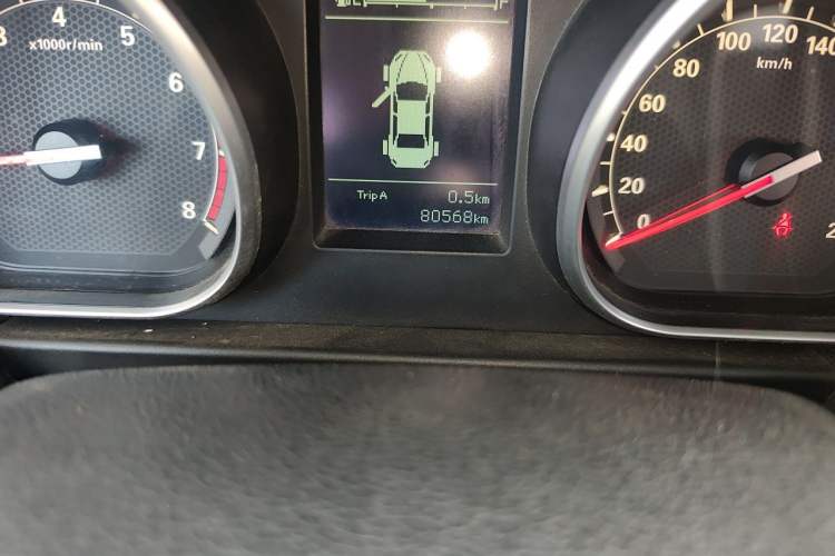 Used Bestune B50 2016 1.6L manual luxury version Odometer Close Up
