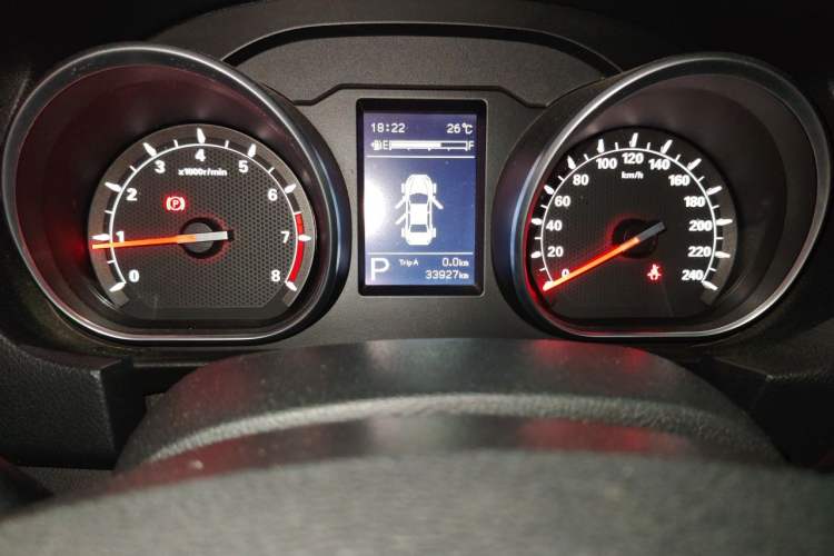 Used Bestune B50 2016 1.4T Automatic Sport Luxury Edition Odometer Close Up