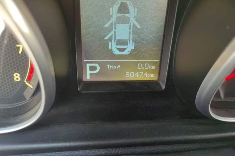 Used Bestune B50 2016 1.4T Automatic Luxury Model Odometer Close Up