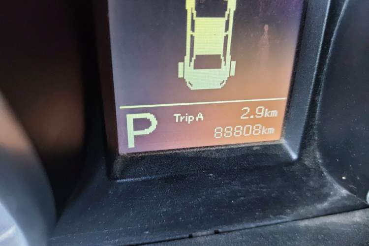 Used Bestune B50 2016 1.4T Automatic Luxury Model Odometer Close Up