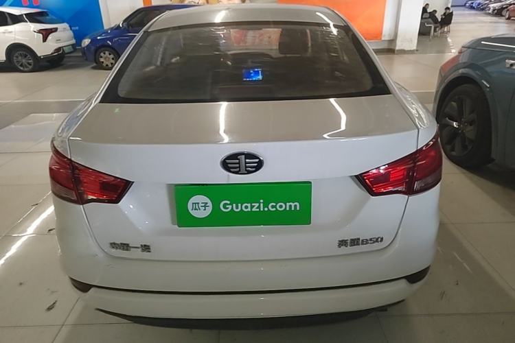 Used Bestune B50 2016 1.6L automatic comfort version Rear