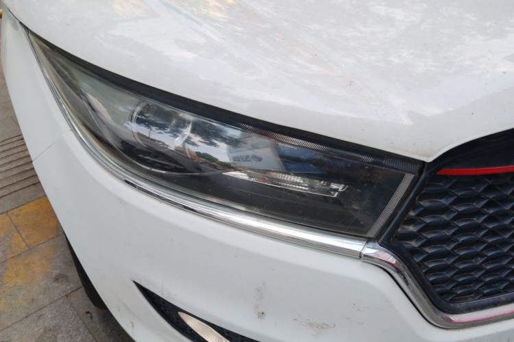 Used Bestune B50 2016 1.4T Automatic Sport Luxury Edition Right Front Headlight