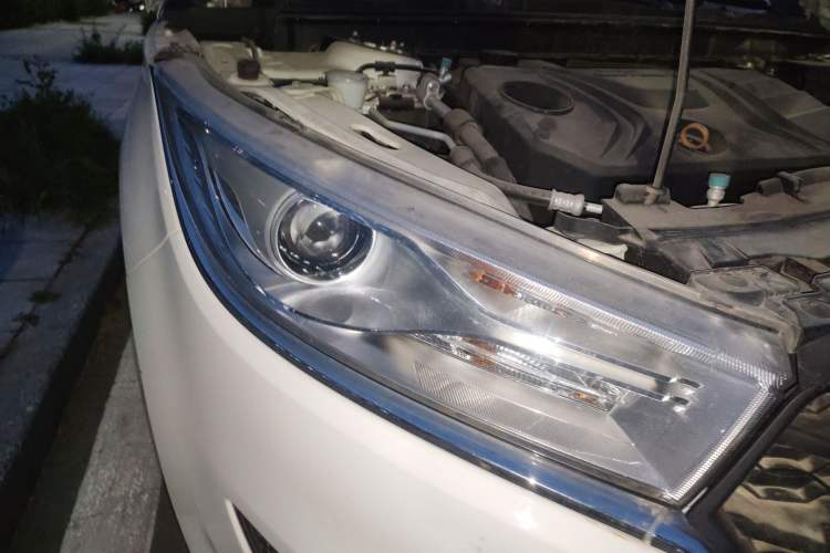 Used Bestune B50 2016 1.6L manual luxury version Right Front Headlight