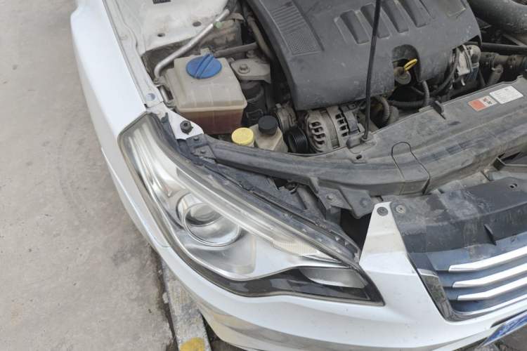Used Bestune B50 2016 1.6L automatic comfort version Right Front Headlight