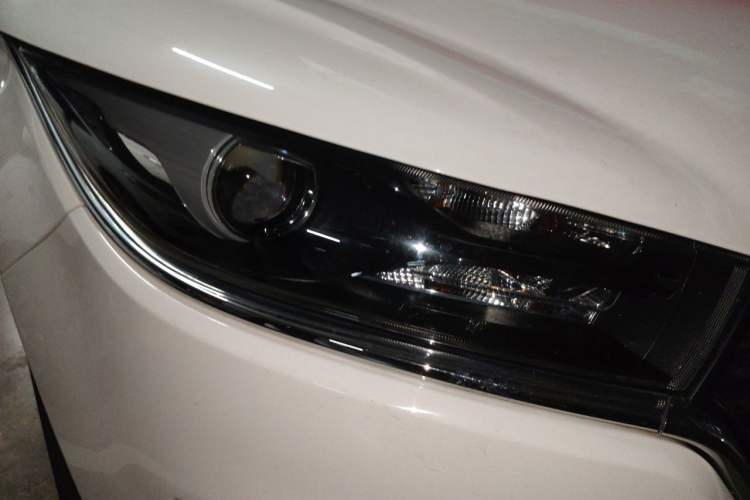 Used Bestune B50 2016 1.4T Automatic Sport Luxury Edition Right Front Headlight