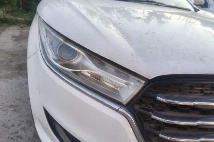 Used Bestune B50 2016 1.6L manual Comfort trim level Right Front Headlight