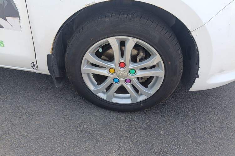 Used Bestune B50 2016 1.6L manual luxury version Right Front Wheel Hub