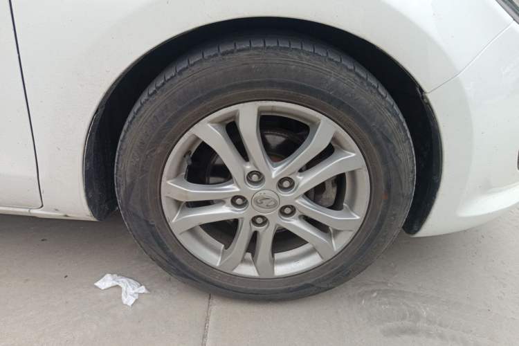 Used Bestune B50 2016 1.4T Automatic Luxury Model Right Front Wheel Hub
