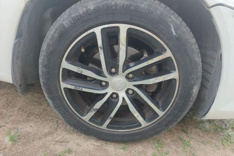 Used Bestune B50 2016 1.6L Manual Technology Model Right Front Wheel Hub