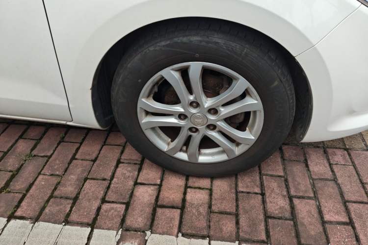 Used Bestune B50 2016 1.6L Manual Technology Model Right Front Wheel Hub