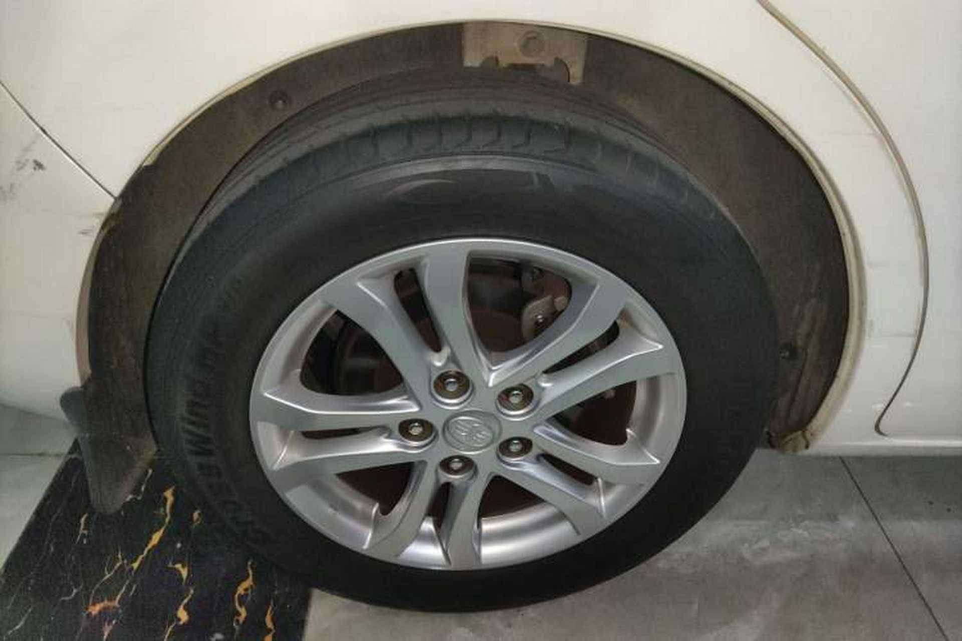 Used Bestune B50 2016 1.6L manual Comfort trim level Right Rear Wheel Hub