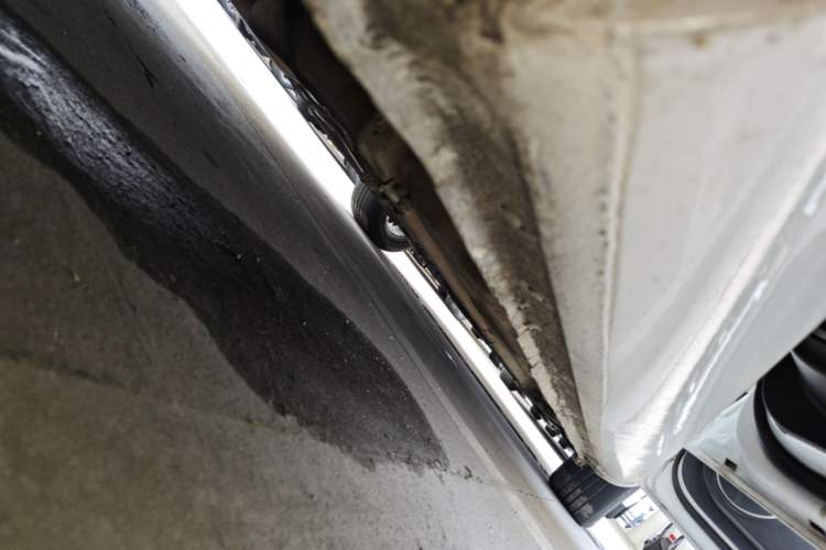 Used Bestune B50 2016 1.6L Automatic Luxury Model Right Side Sill