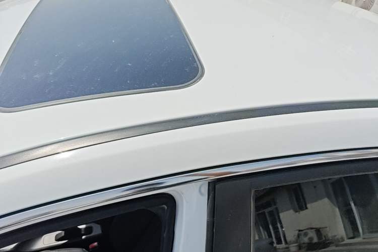 Used Bestune B50 2016 1.6L Automatic Luxury Model Roof
