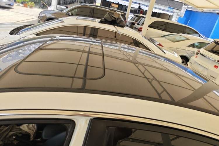 Used Bestune B50 2016 1.6L Automatic Luxury Model Roof