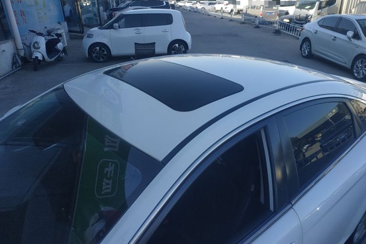 Used Bestune B50 2016 1.6L manual luxury version Roof