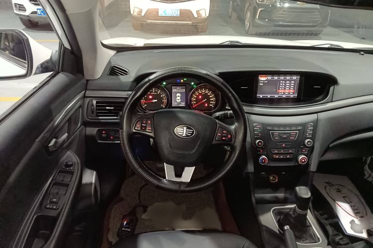 Used Bestune B50 2016 1.6L manual luxury version Steering Wheel