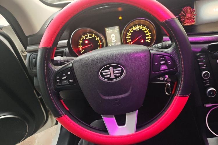 Used Bestune B50 2016 1.4T Automatic Luxury Model Steering Wheel