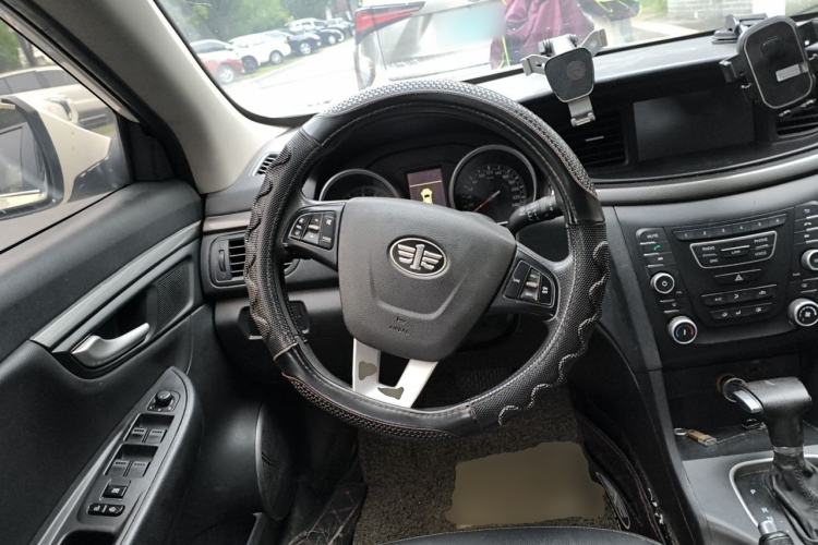 Used Bestune B50 2016 1.4T Automatic Luxury Model Steering Wheel