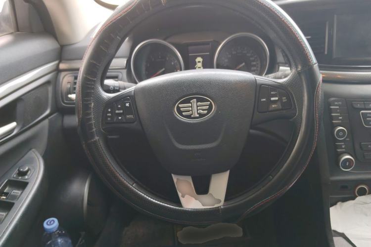Used Bestune B50 2016 1.6L manual Comfort trim level Steering Wheel