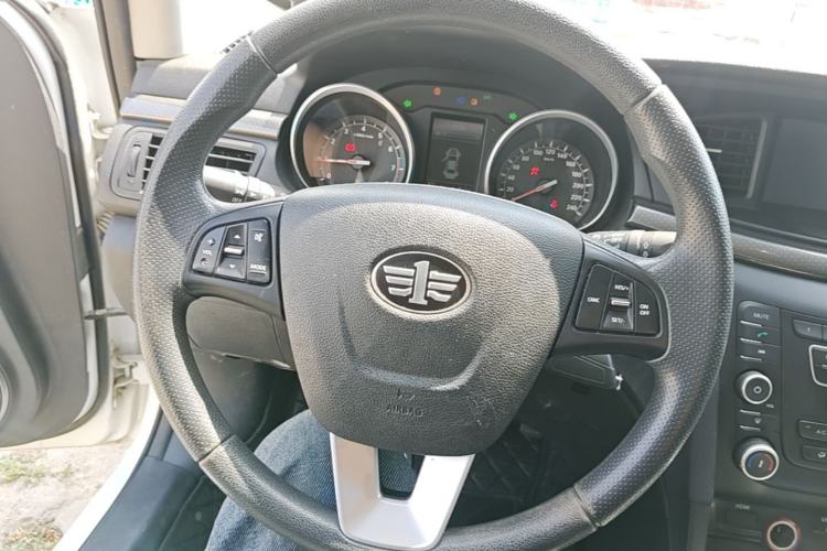 Used Bestune B50 2016 1.6L Automatic Luxury Model Steering Wheel