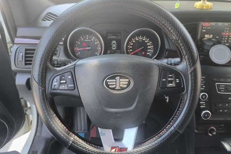 Used Bestune B50 2016 1.4T Automatic Sport Luxury Edition Steering Wheel