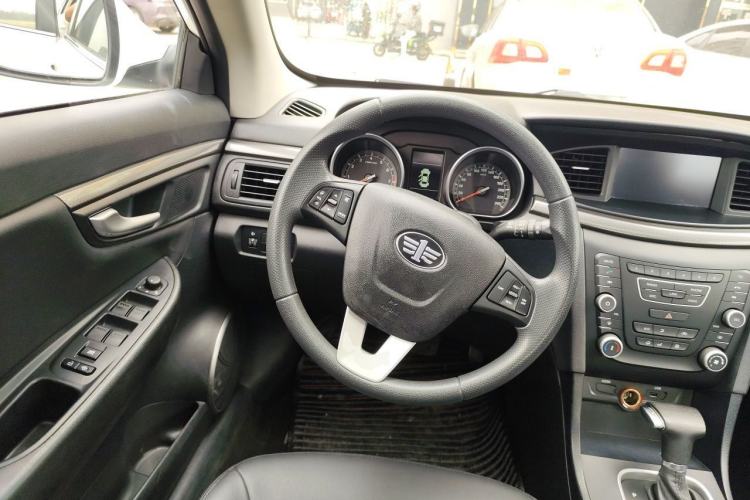 Used Bestune B50 2016 1.4T Automatic Luxury Model Steering Wheel