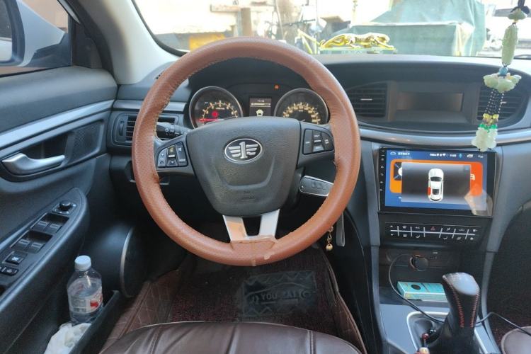 Used Bestune B50 2016 1.6L manual Comfort trim level Steering Wheel