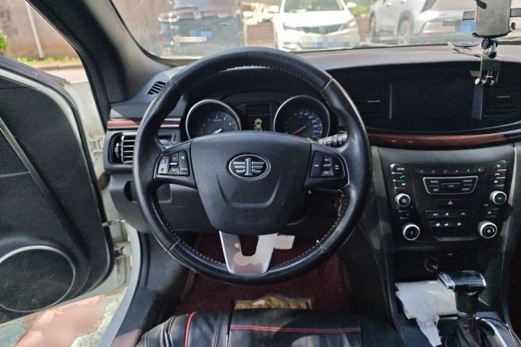 Used Bestune B50 2016 1.4T Automatic Sport Luxury Edition Steering Wheel