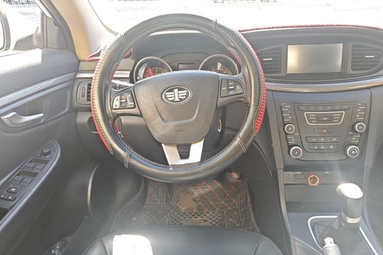 Used Bestune B50 2016 1.6L manual luxury version Steering Wheel