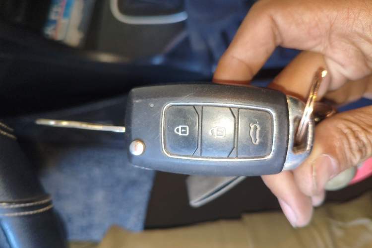 Used Bestune B50 2016 1.6L manual Comfort trim level Vehicle Key