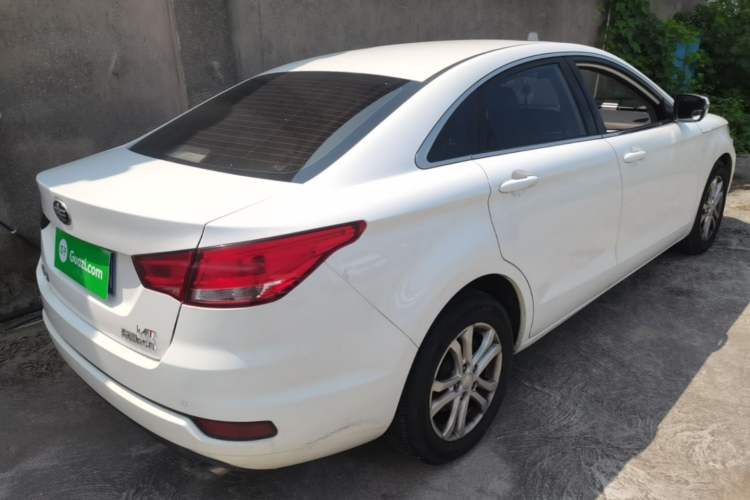 Used Bestune B50 2018 1.4T Automatic 20th Anniversary Edition Rear Right 45 Deg