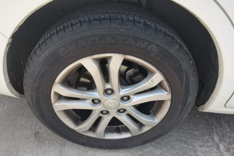 Used Bestune B50 2018 1.4T Automatic 20th Anniversary Edition Right Rear Wheel Hub
