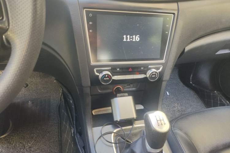 Used Bestune B50 2019 1.6L Manual Elite Edition Audio And AC Panel