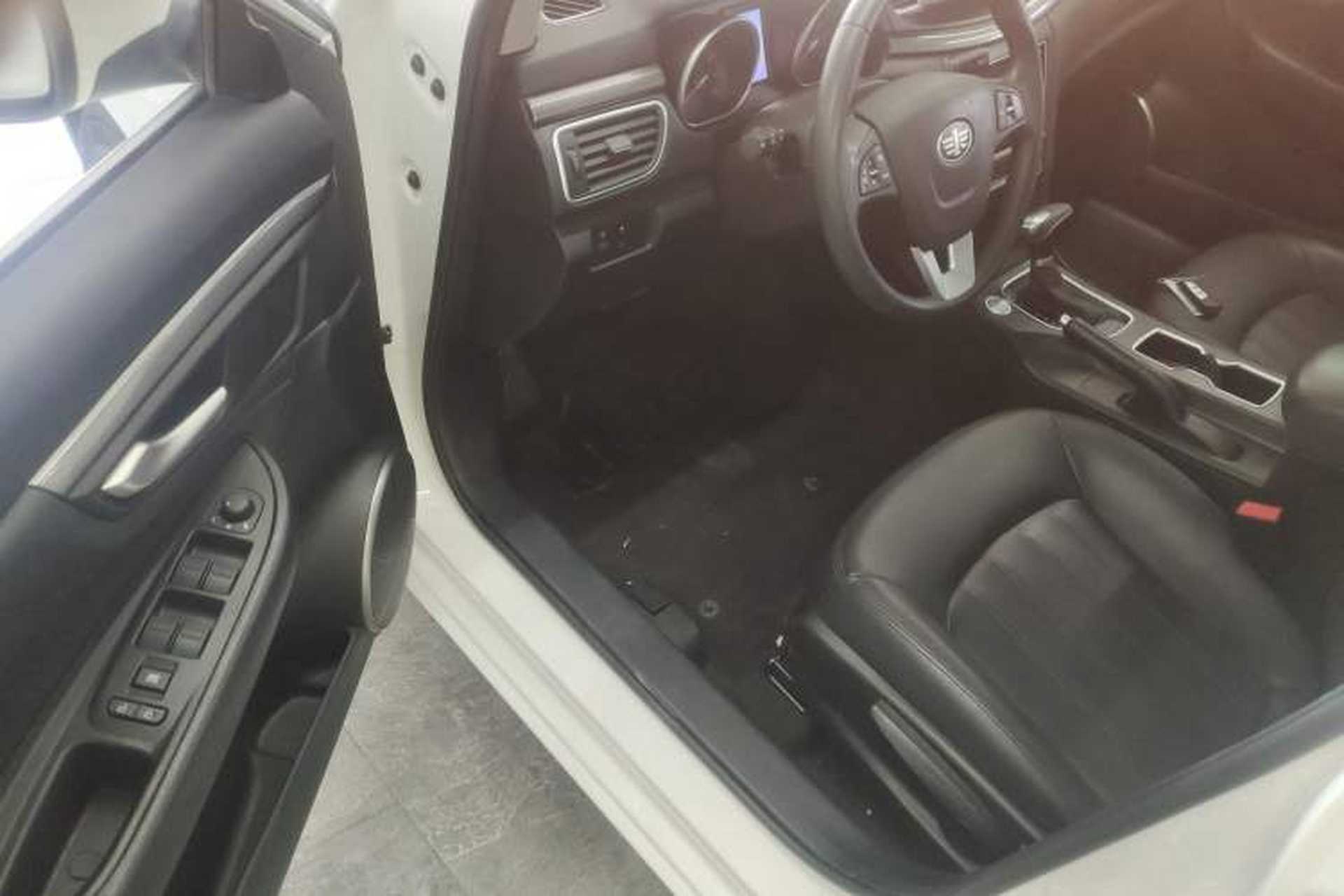Used Bestune B50 2019 1.4T Automatic Elite Edition Driver Seat
