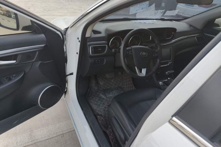 Used Bestune B50 2019 1.4T Automatic Elite Edition Driver Seat