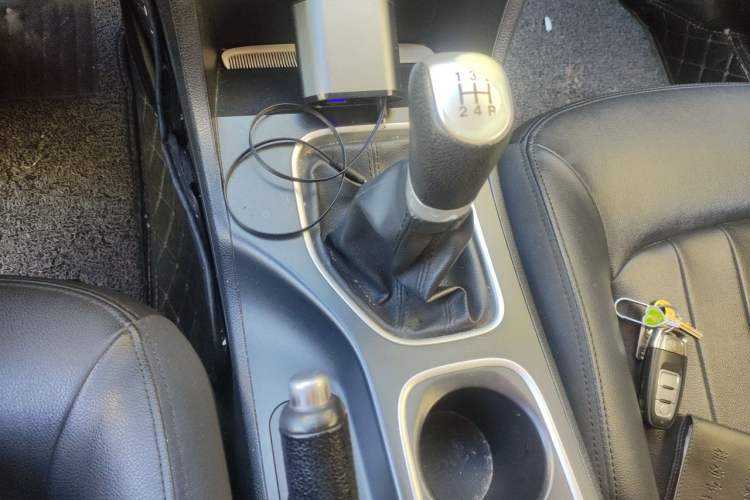 Used Bestune B50 2019 1.6L Manual Elite Edition Gear Lever