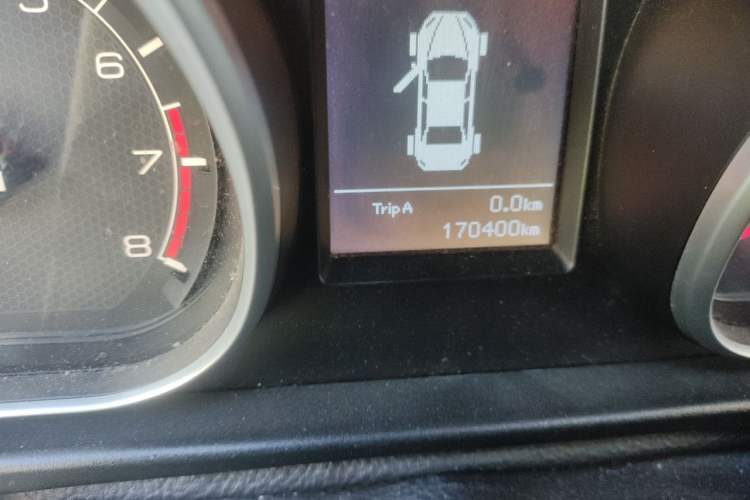 Used Bestune B50 2019 1.6L Manual Elite Edition Odometer Close Up