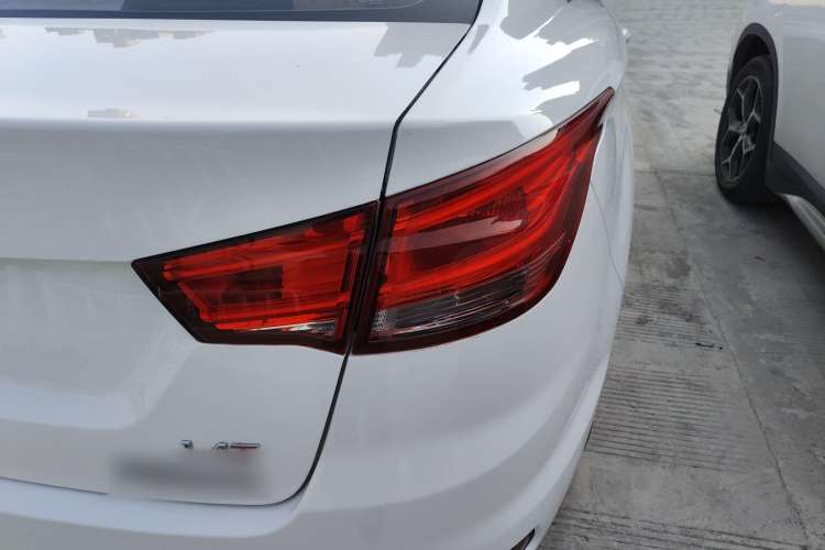 Used Bestune B50 2019 1.4T Automatic Elite Edition Right Rear Taillight