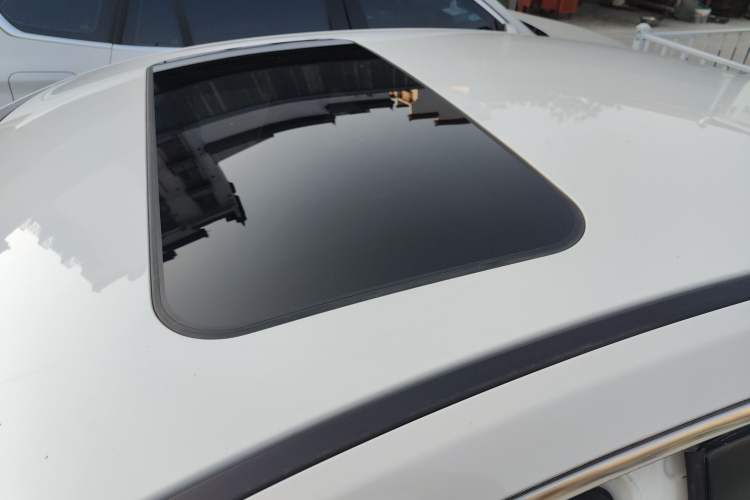 Used Bestune B50 2019 1.4T Automatic Elite Edition Roof