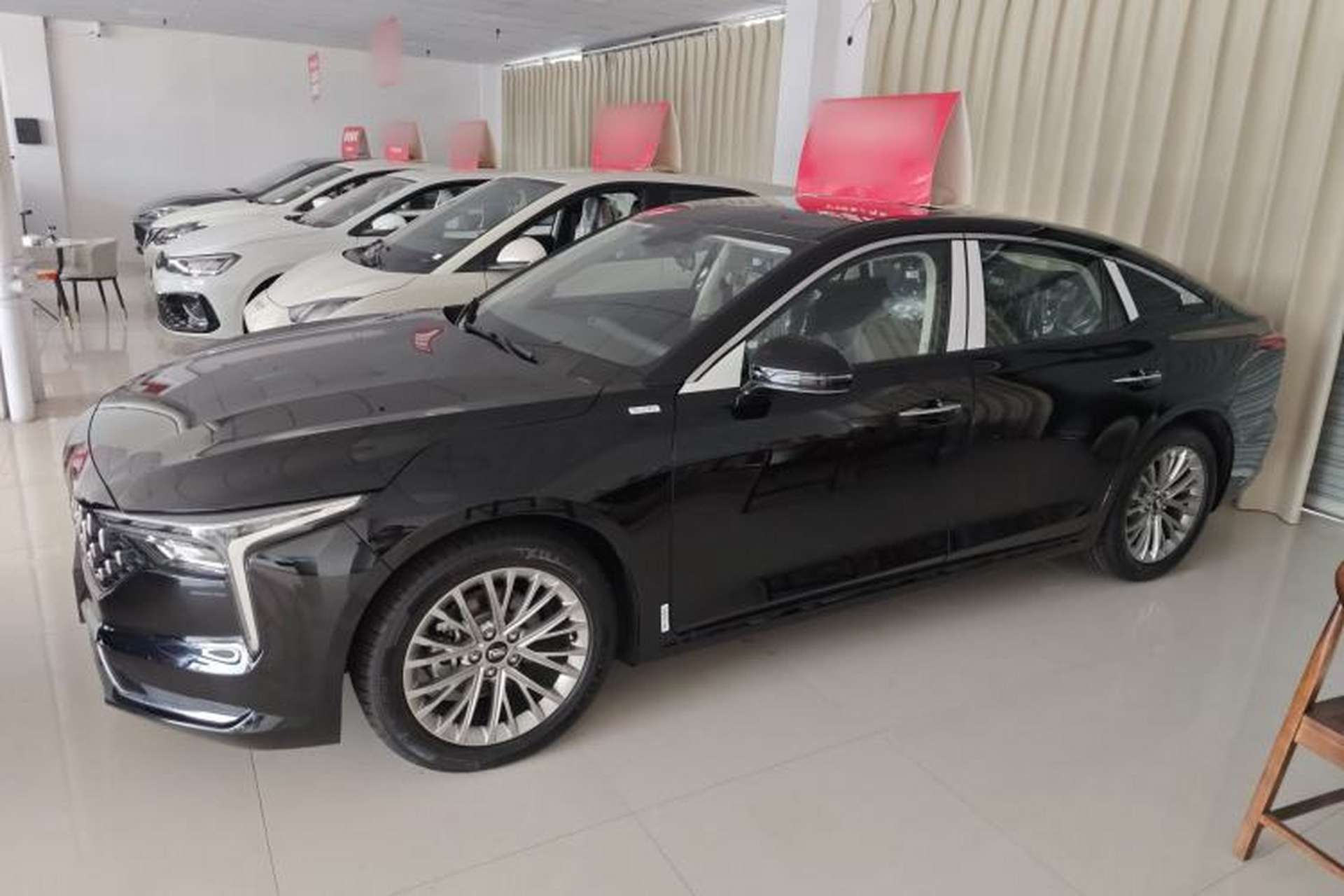 Used Bestune B70 2025 Dragon Edition 1.5T Quality Enjoyment Model Exterior 2