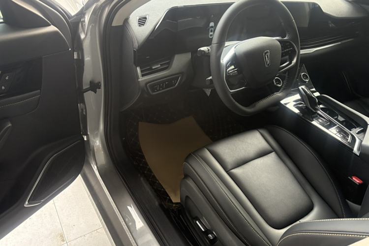 Used Bestune B70 2023 Third Generation 1.5T Automatic Enjoyment Version Interior 3