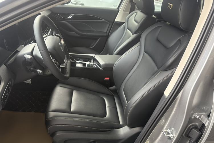 Used Bestune B70 2023 Third Generation 1.5T Automatic Enjoyment Version Left Front Seat