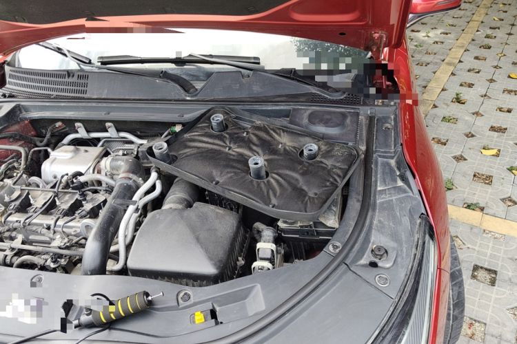 Used Bestune B70 2021 1.5T Automatic 15th Anniversary Edition Engine Bay Left